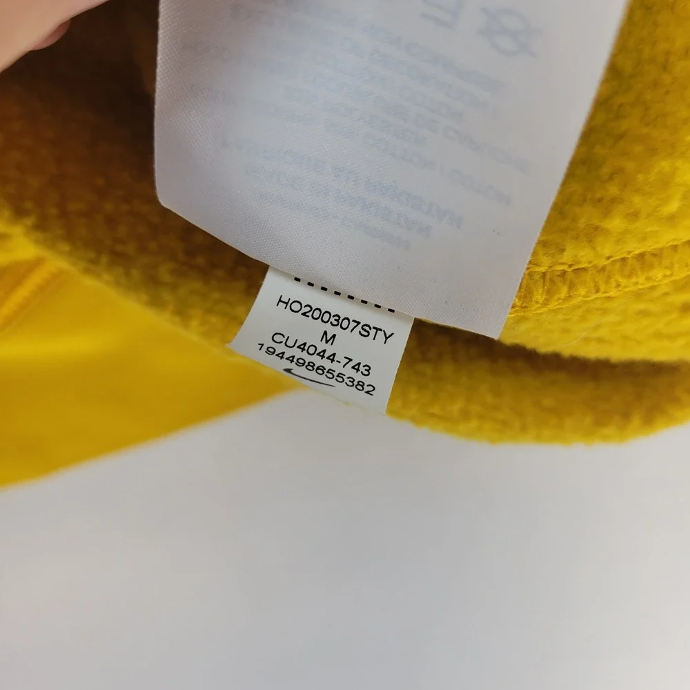Nike Hoodie Mens Medium Yellow Sportswear Just Do It Embroidered Logo CU4044